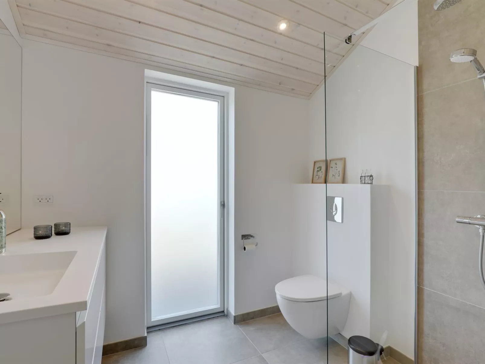 "Oke" - 350m from the sea-Binnen