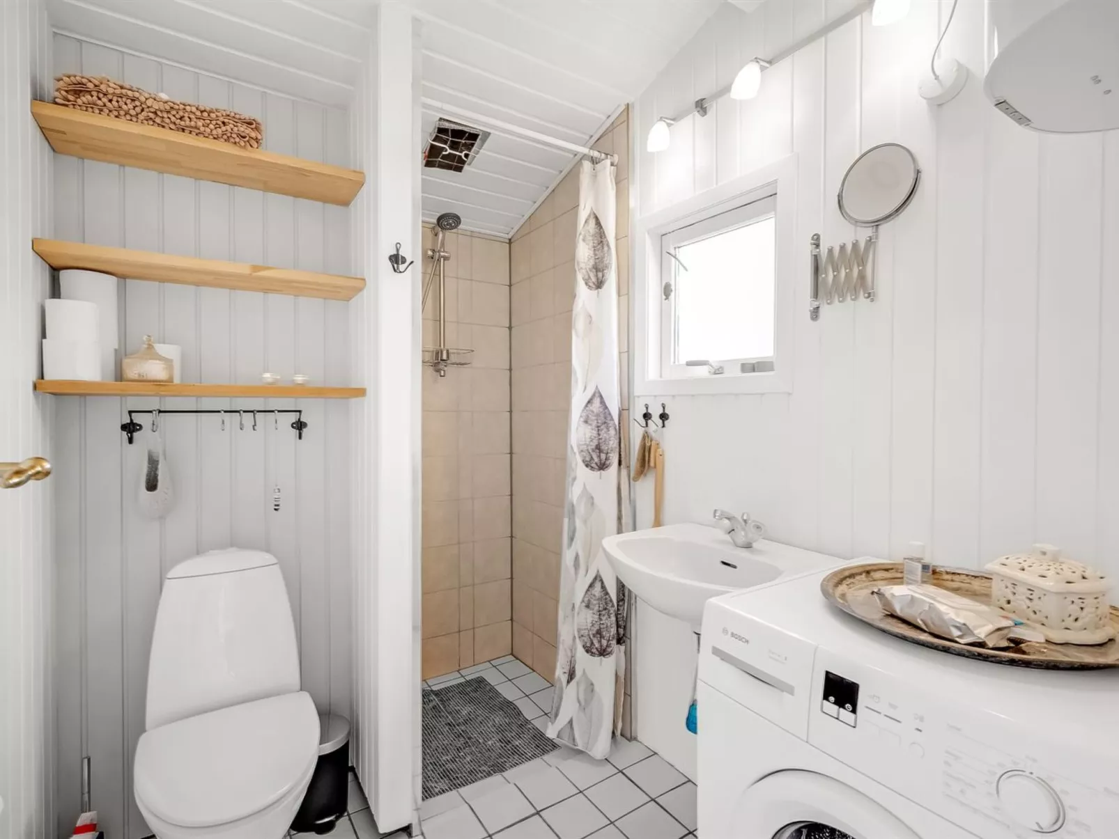 "Ottilie" - 350m to the fjord-Binnen