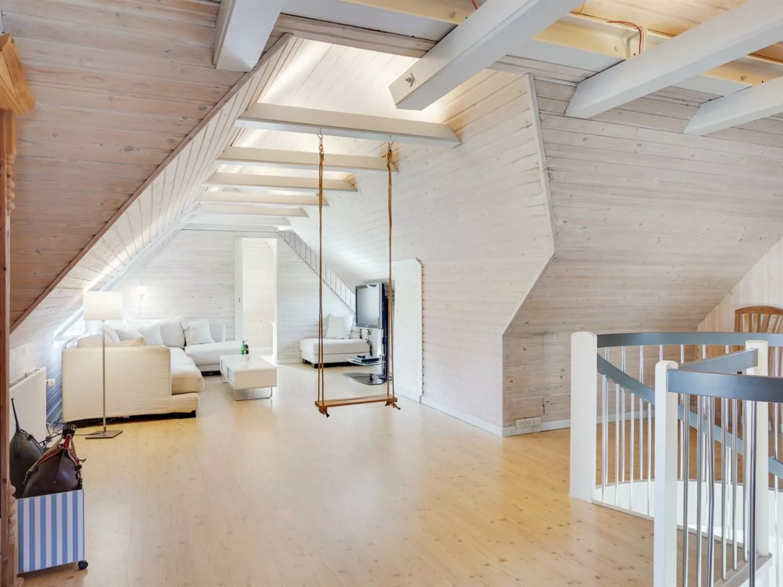 "Gertrudis" - 2km to the fjord-Binnen