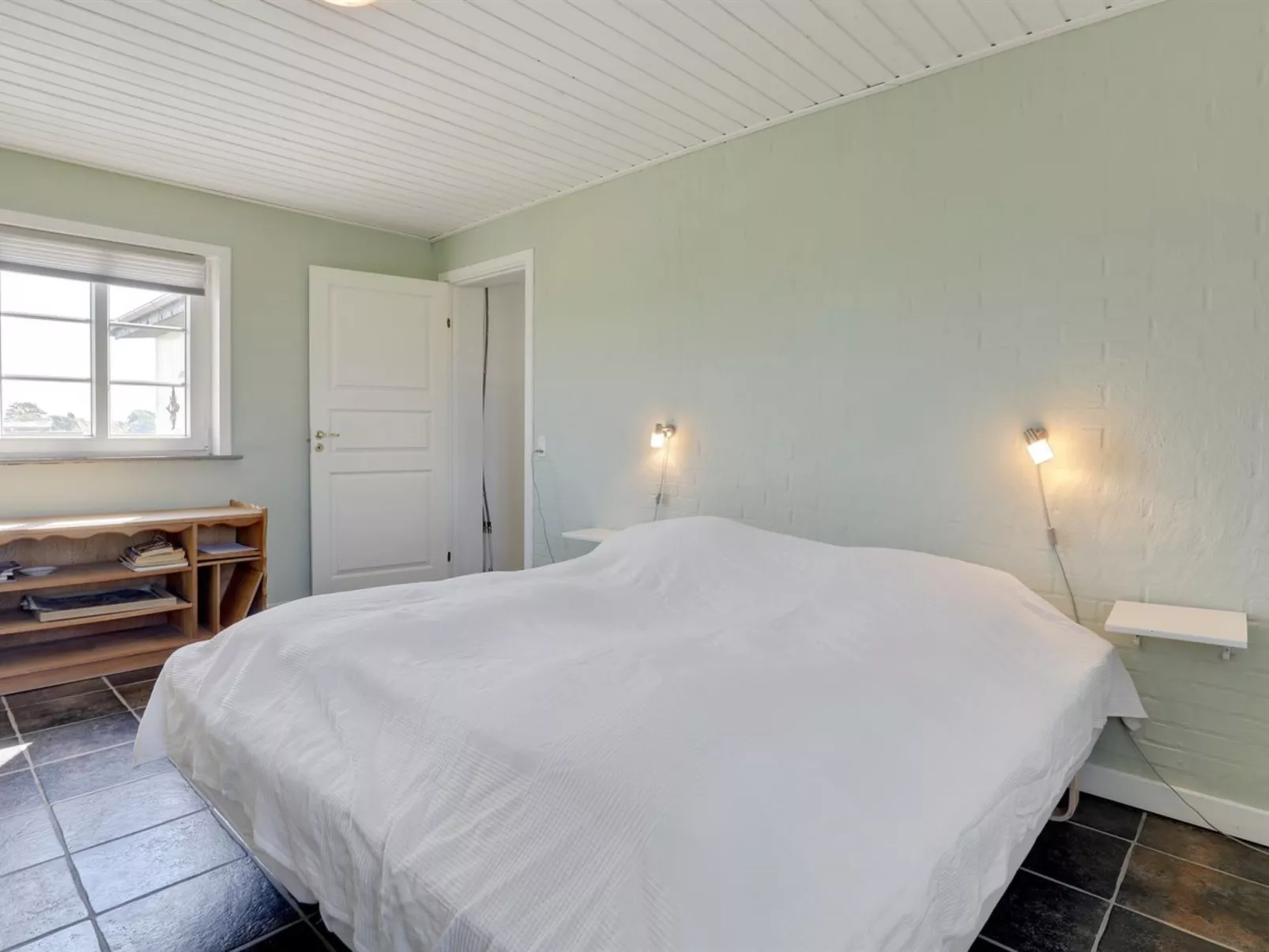 "Nilia" - 3.5km from the sea-Binnen