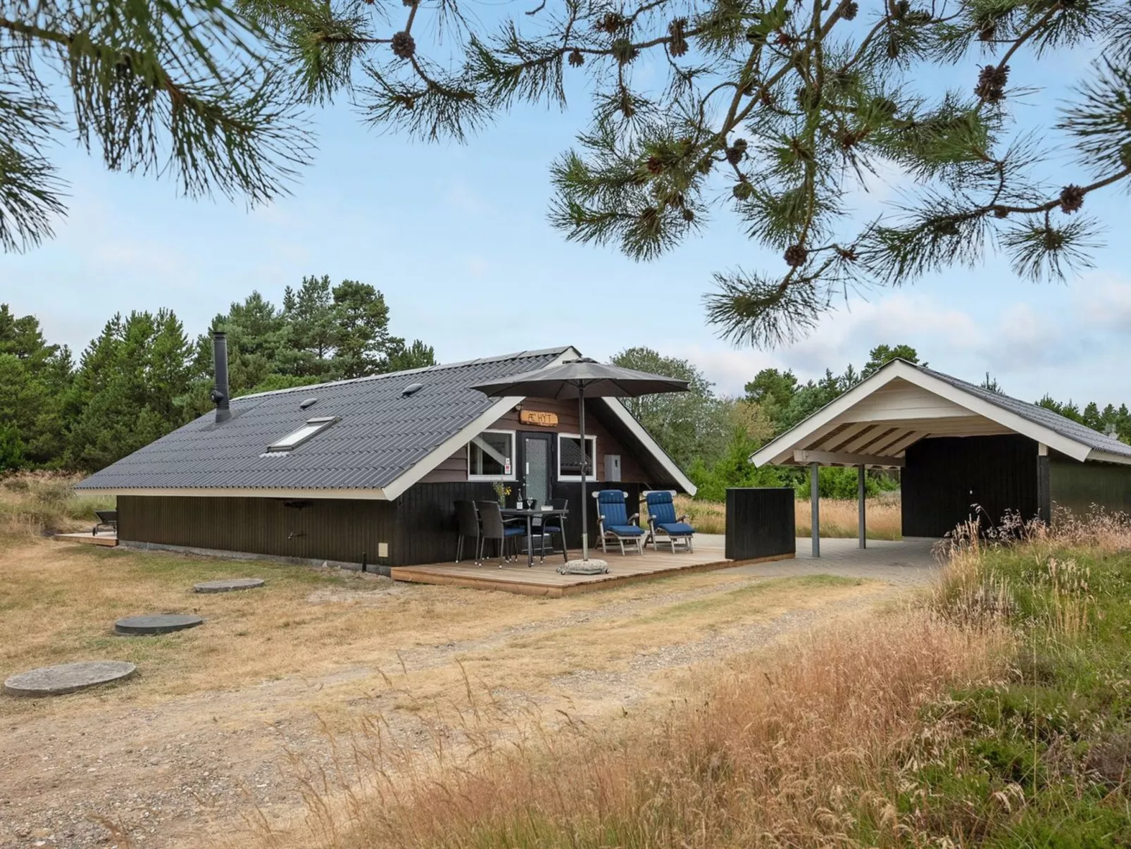 "Torbjörn" - 1.1km from the sea-Buiten