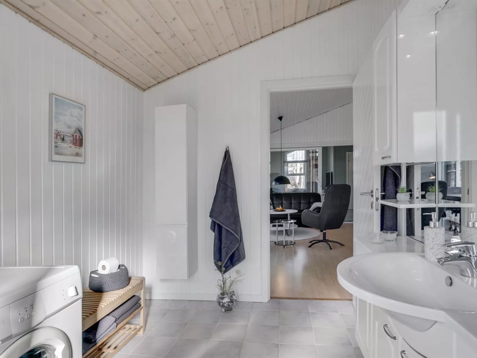 "Tiina" - 1km from the sea-Binnen