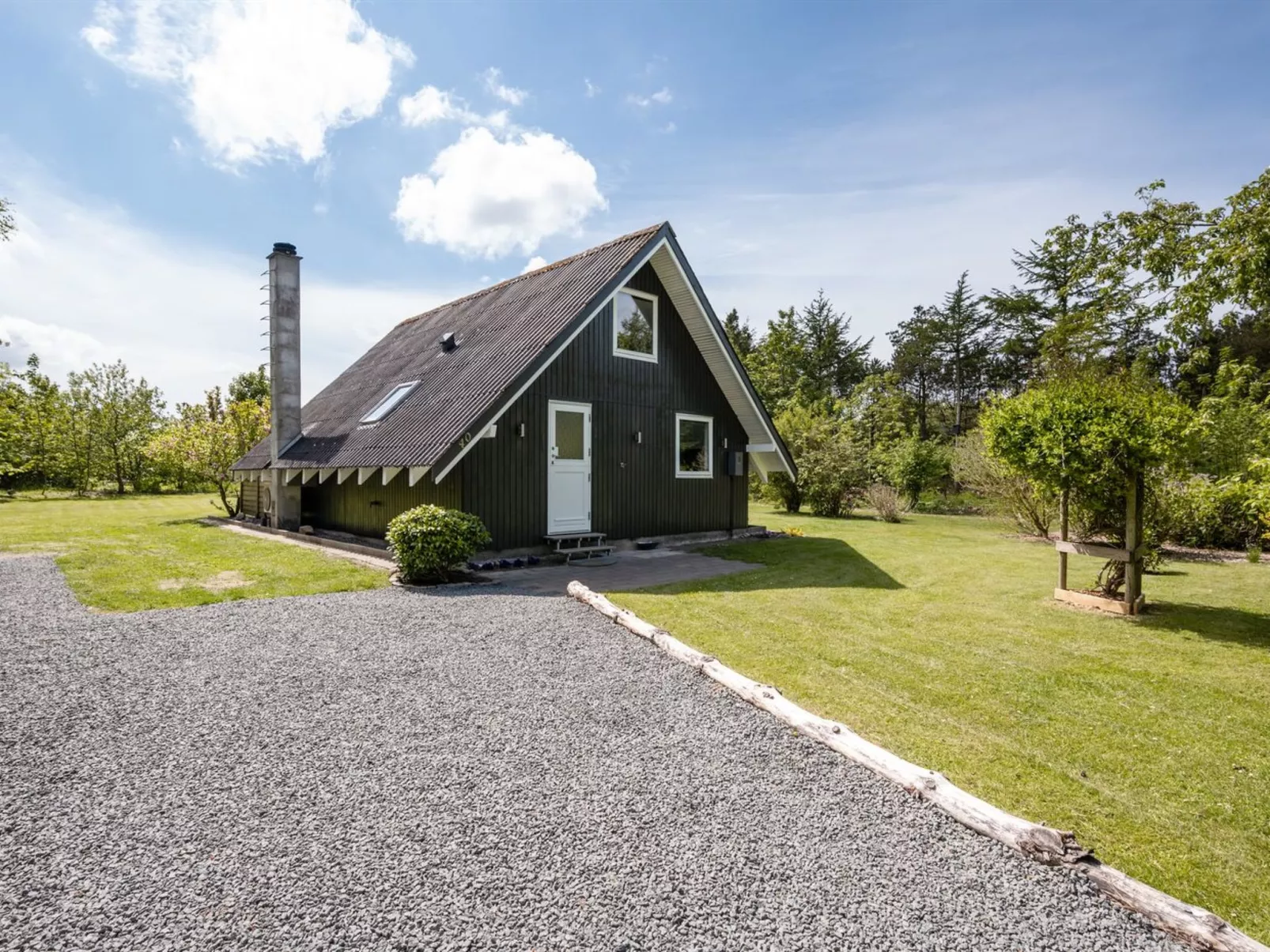 "Femija" - 500m to the fjord-Buiten