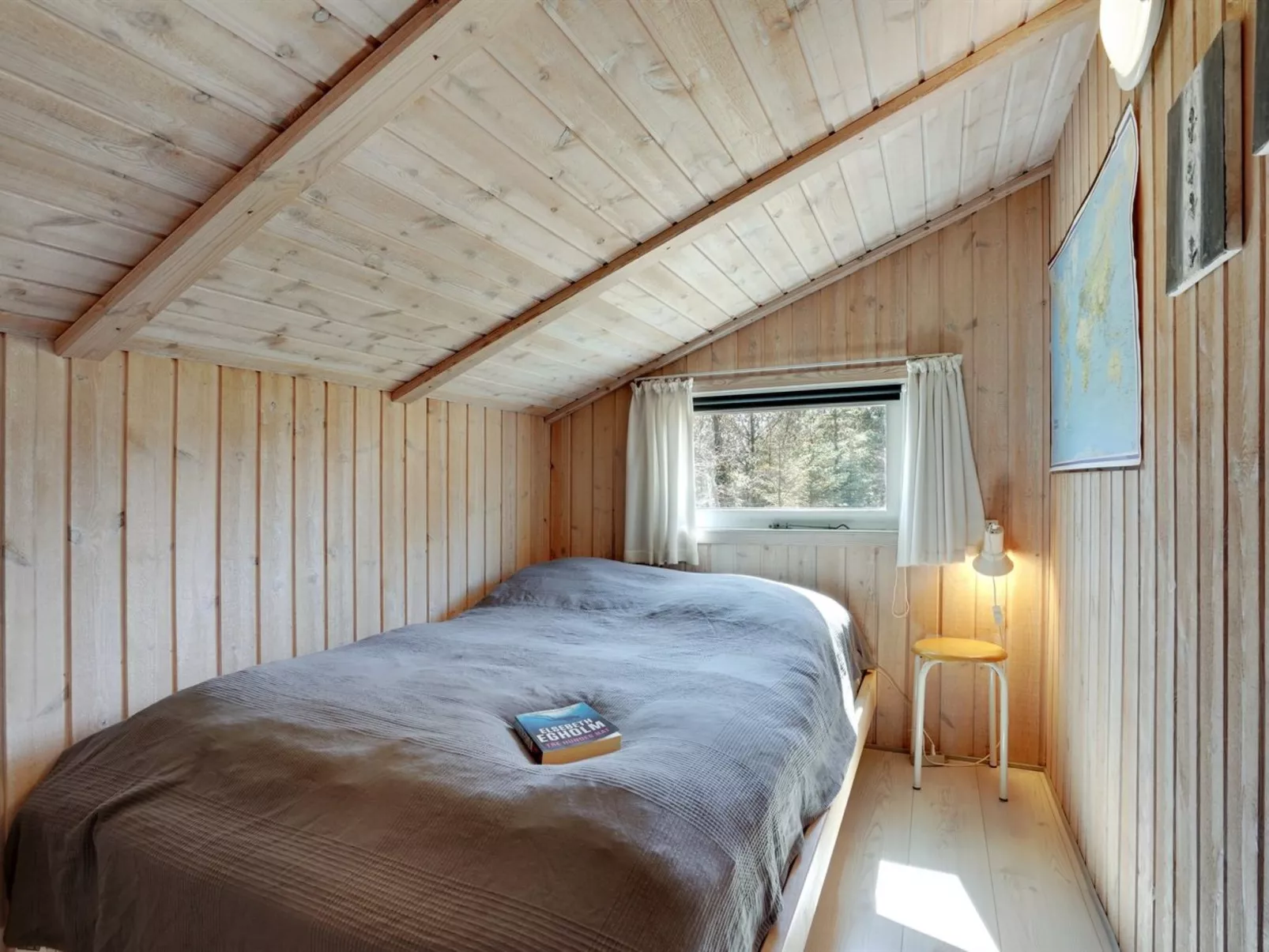 "Akka" - 2km from the sea-Binnen