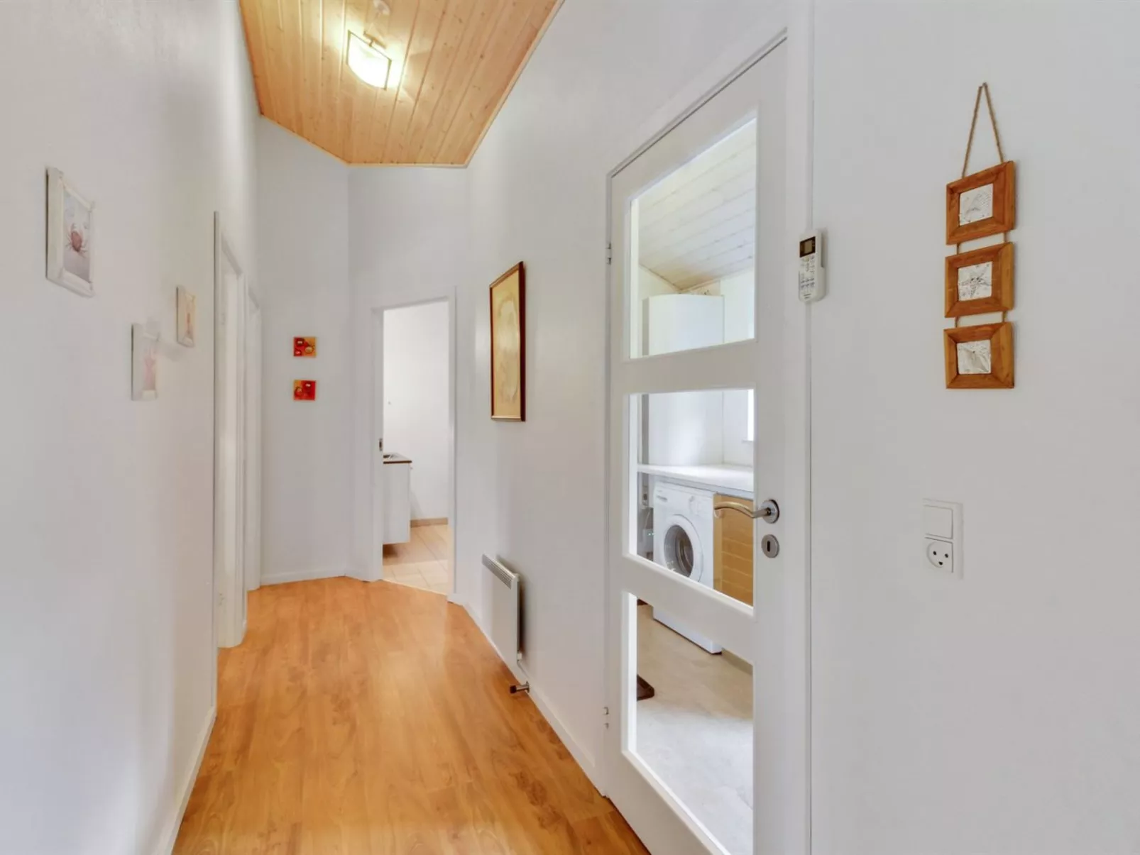 "Nauka" - 2.3km from the sea-Binnen