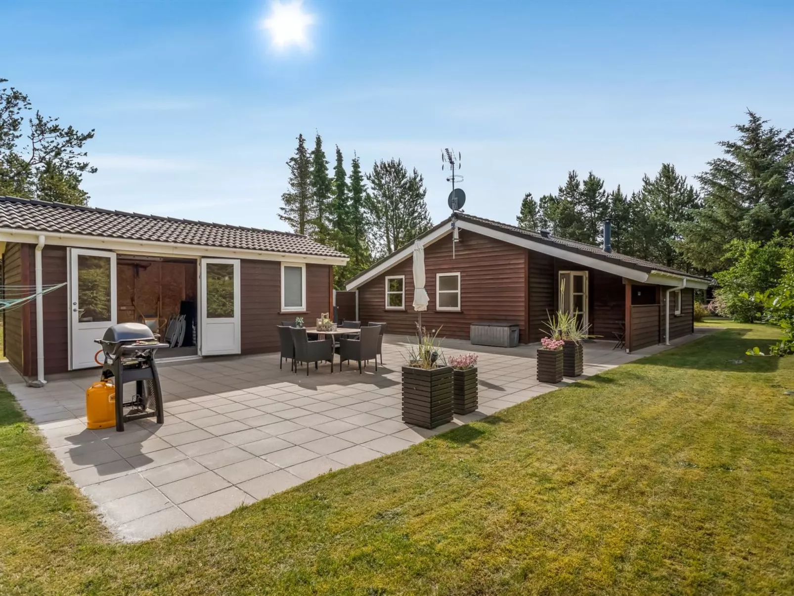 "Coco" - 200m from the sea-Buiten