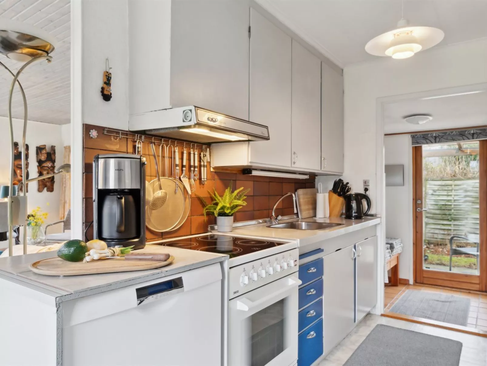 "Guthbrand" - 900m from the sea-Binnen