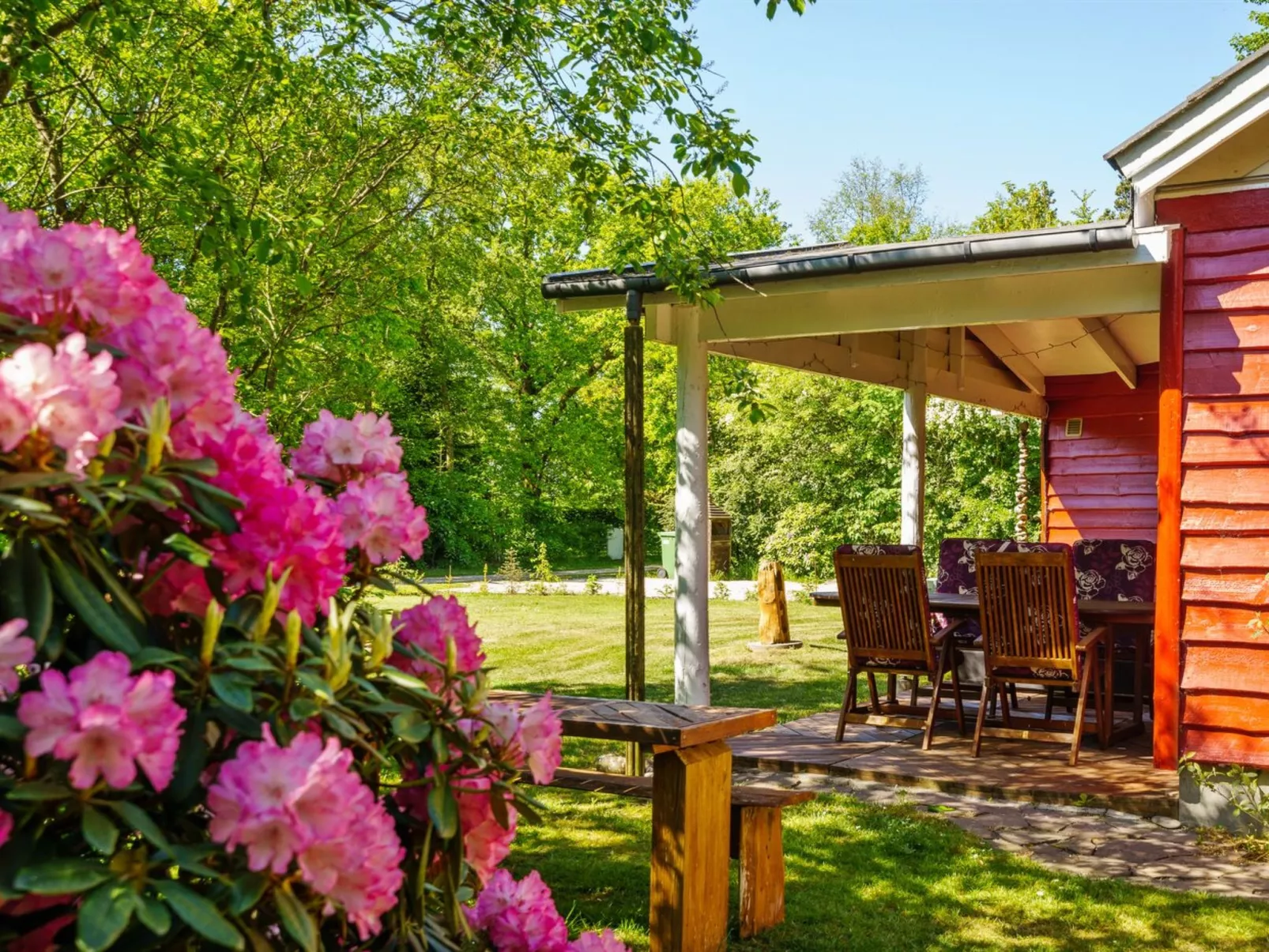 "Flugha" - 500m to the fjord-Buiten