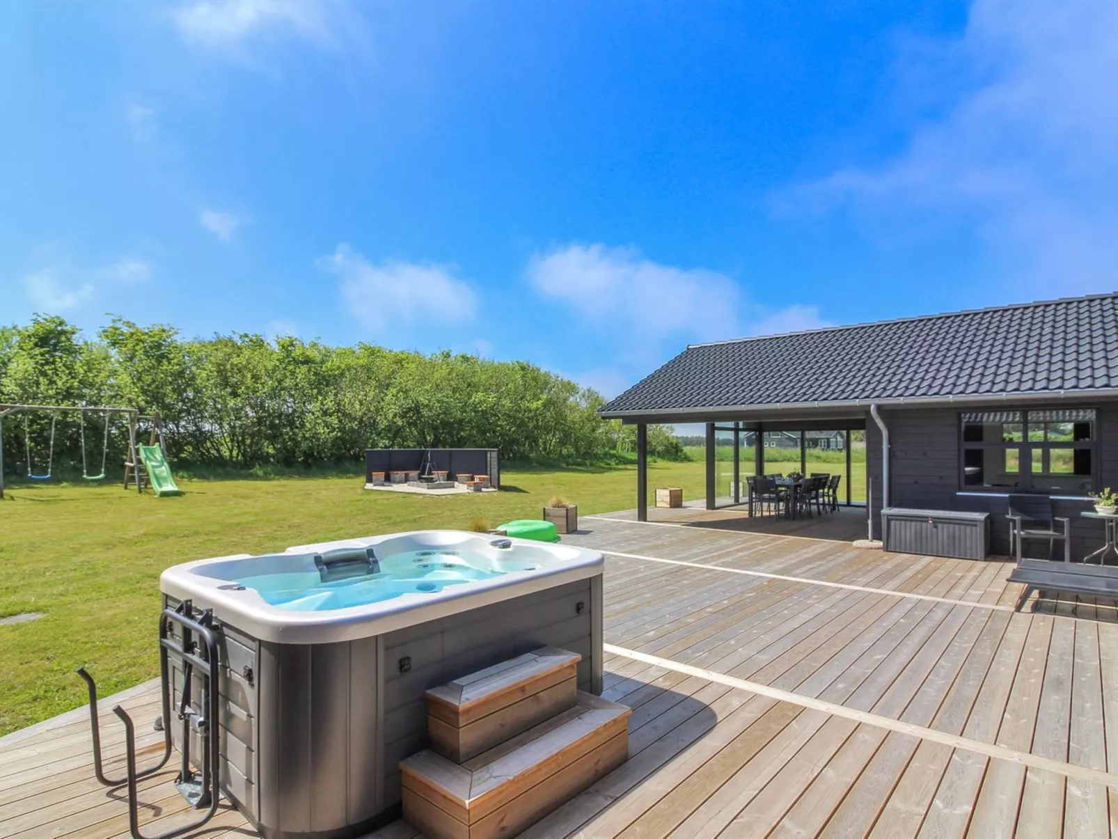 "Amitola" - 700m from the sea-Binnen