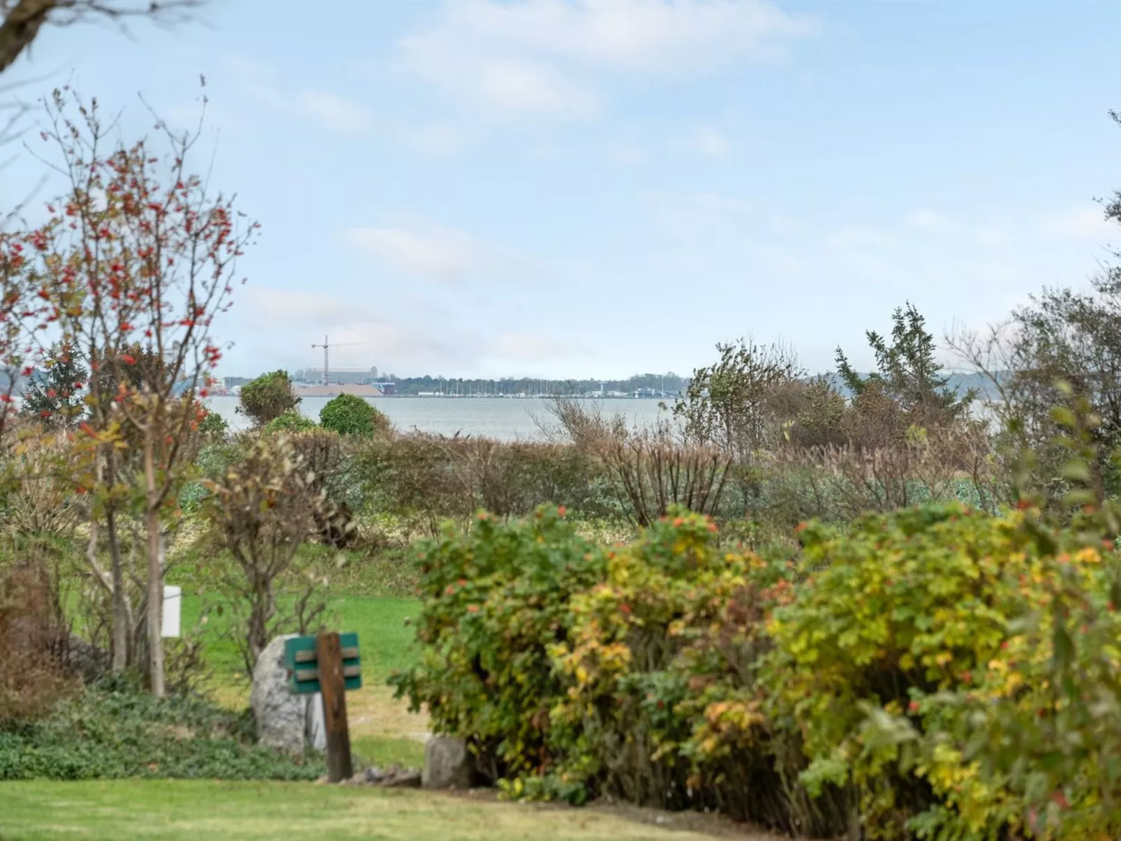 "Hjalmine" - 250m from the sea-Buiten