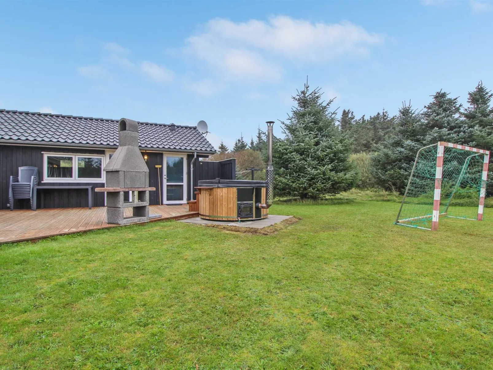 "Faye" - 600m from the sea-Buiten