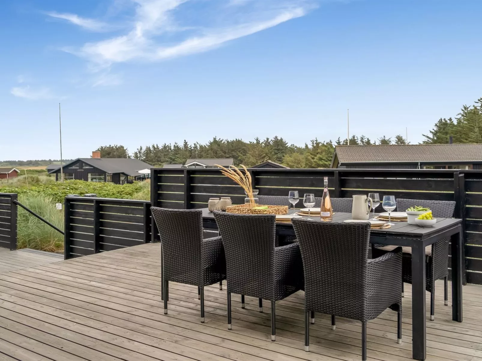 "Aija" - 375m from the sea-Buiten