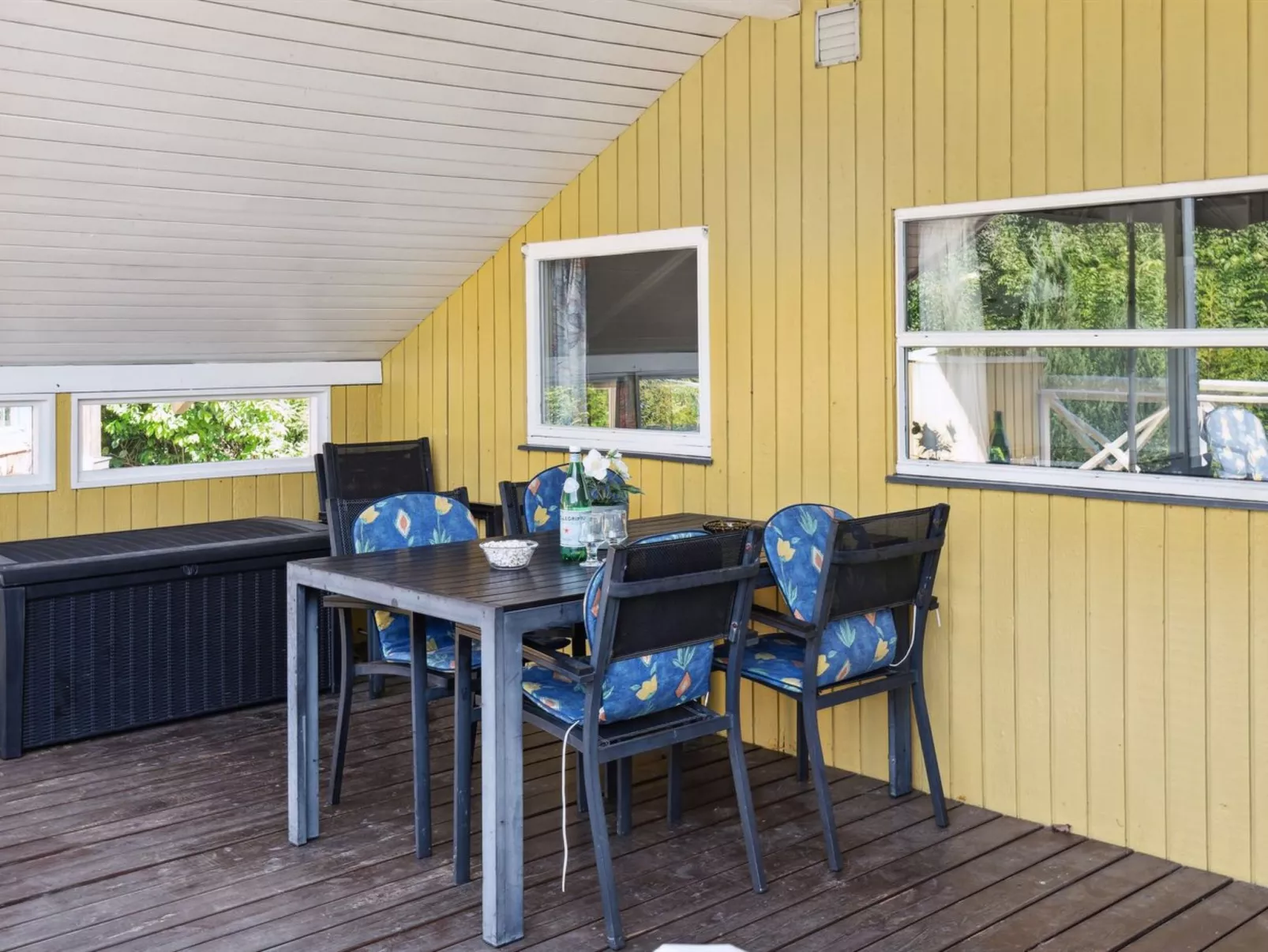 "Hannelise" - 30km from the sea-Buiten