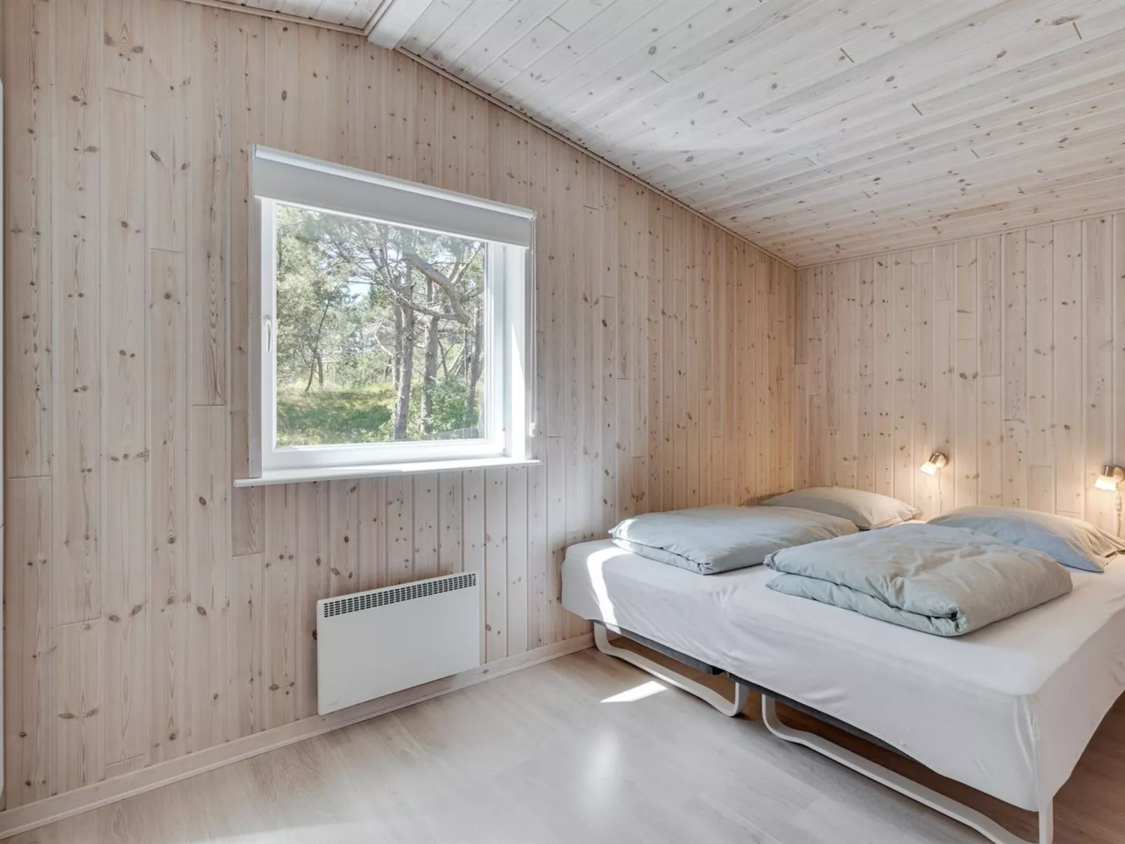 "Solvey" - 2km from the sea-Binnen