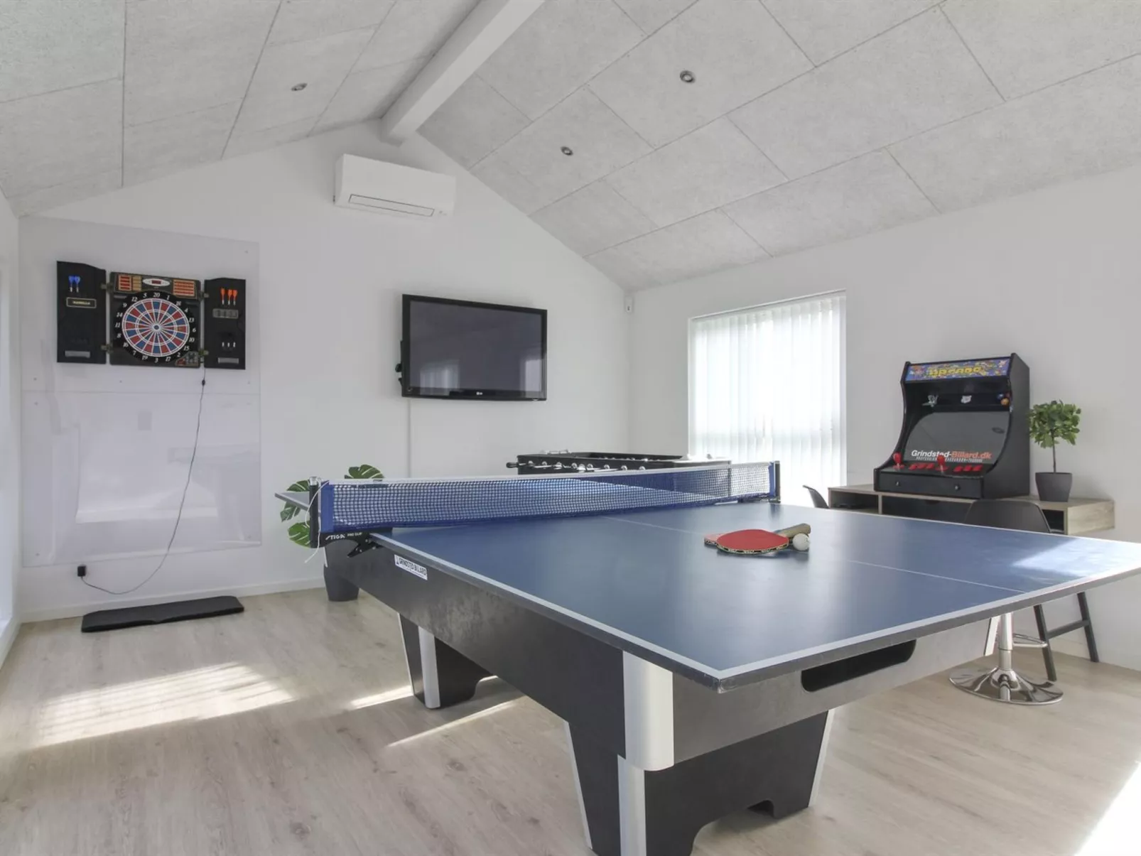 "Dwerg" - 1.5km from the sea-Binnen