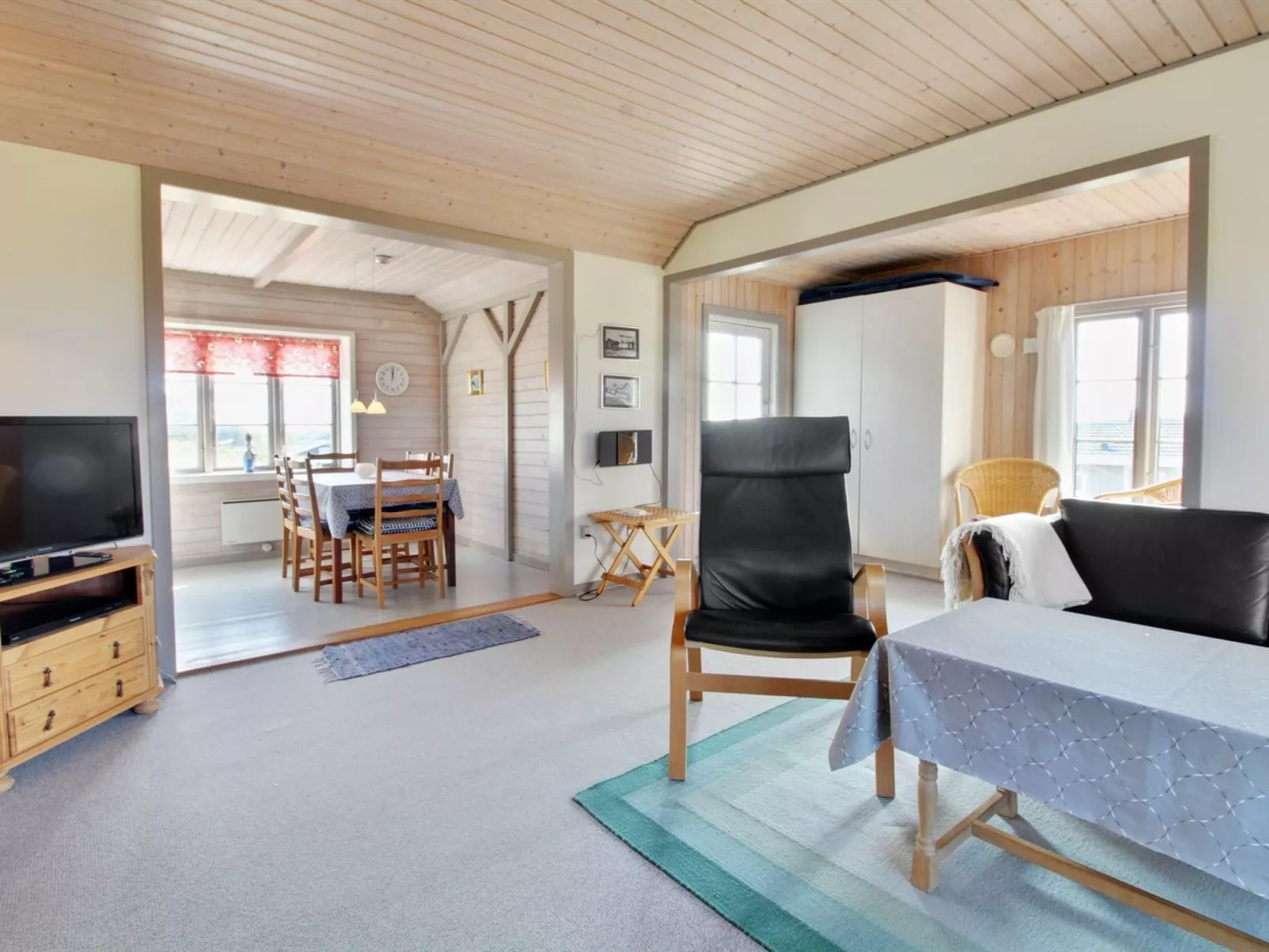 "Gertraud" - 500m from the sea-Binnen