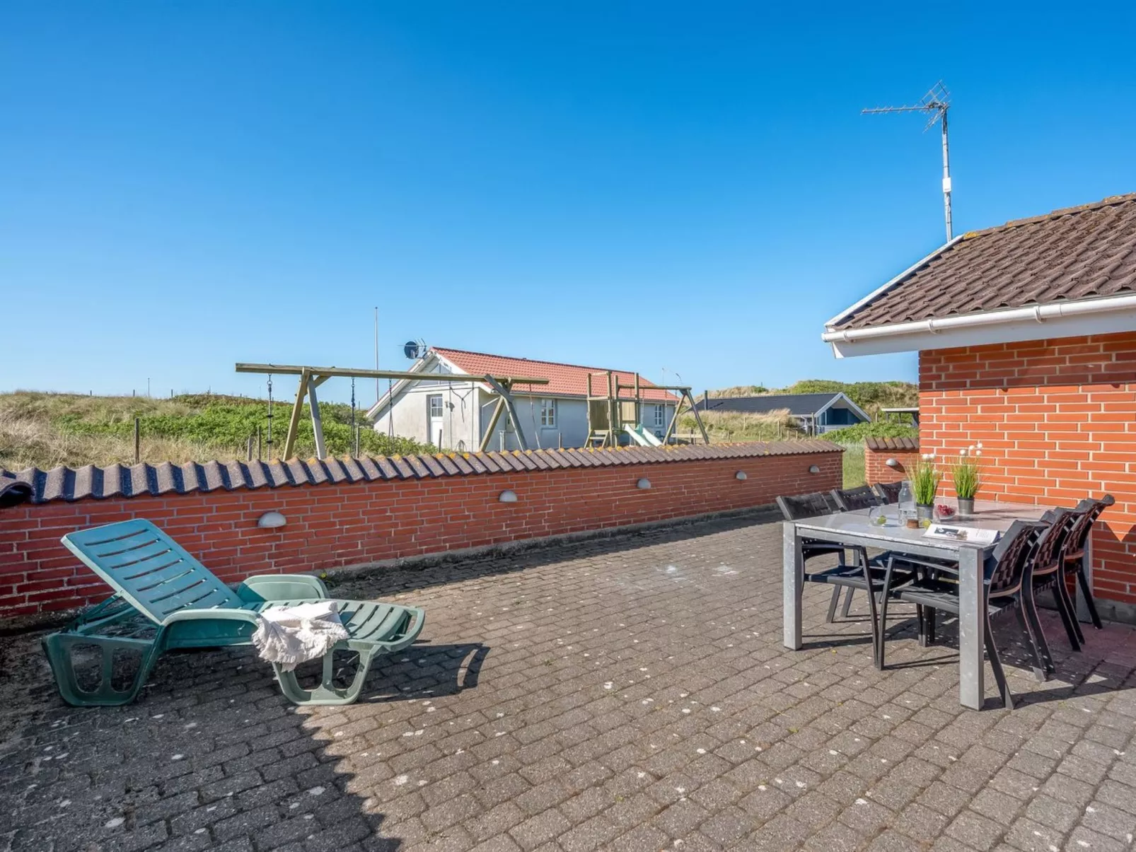 "Fia" -  from the sea-Buiten