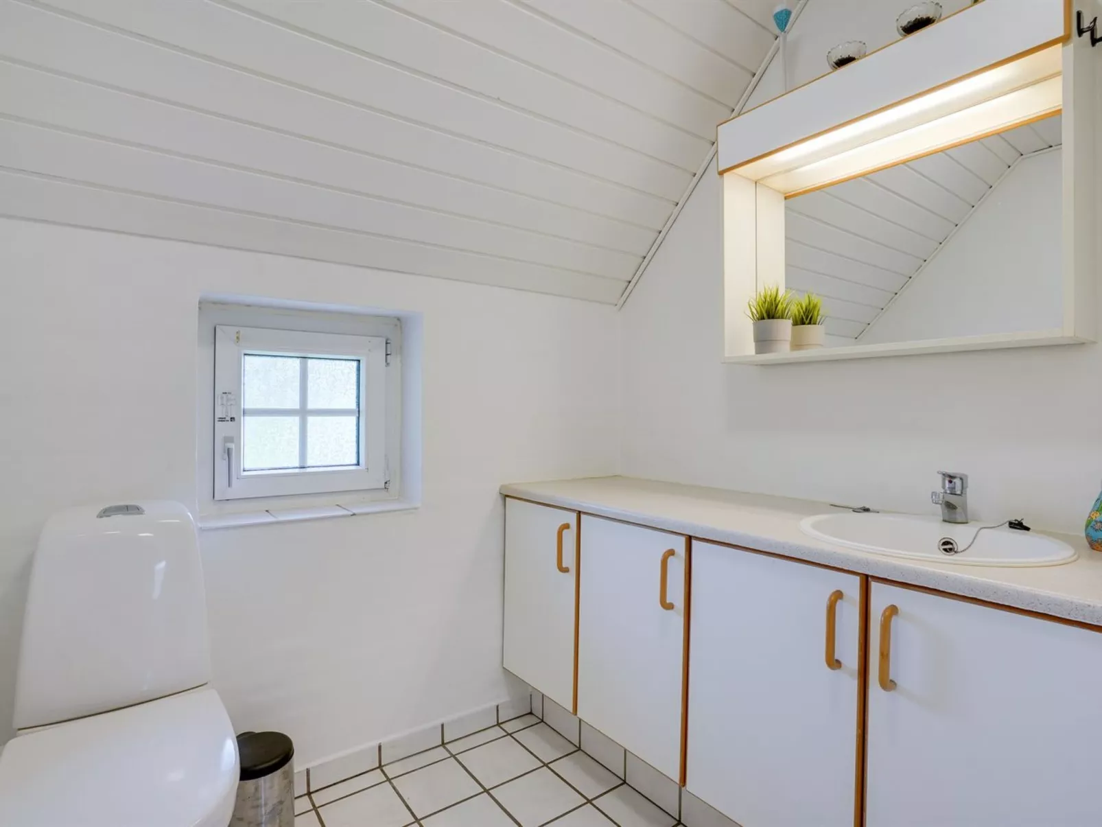 "Ferhat" - 2.9km from the sea-Binnen