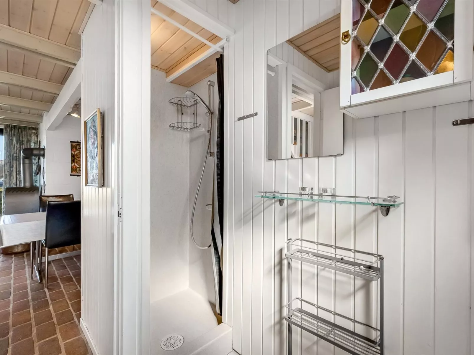 "Iines" - 200m from the sea-Binnen