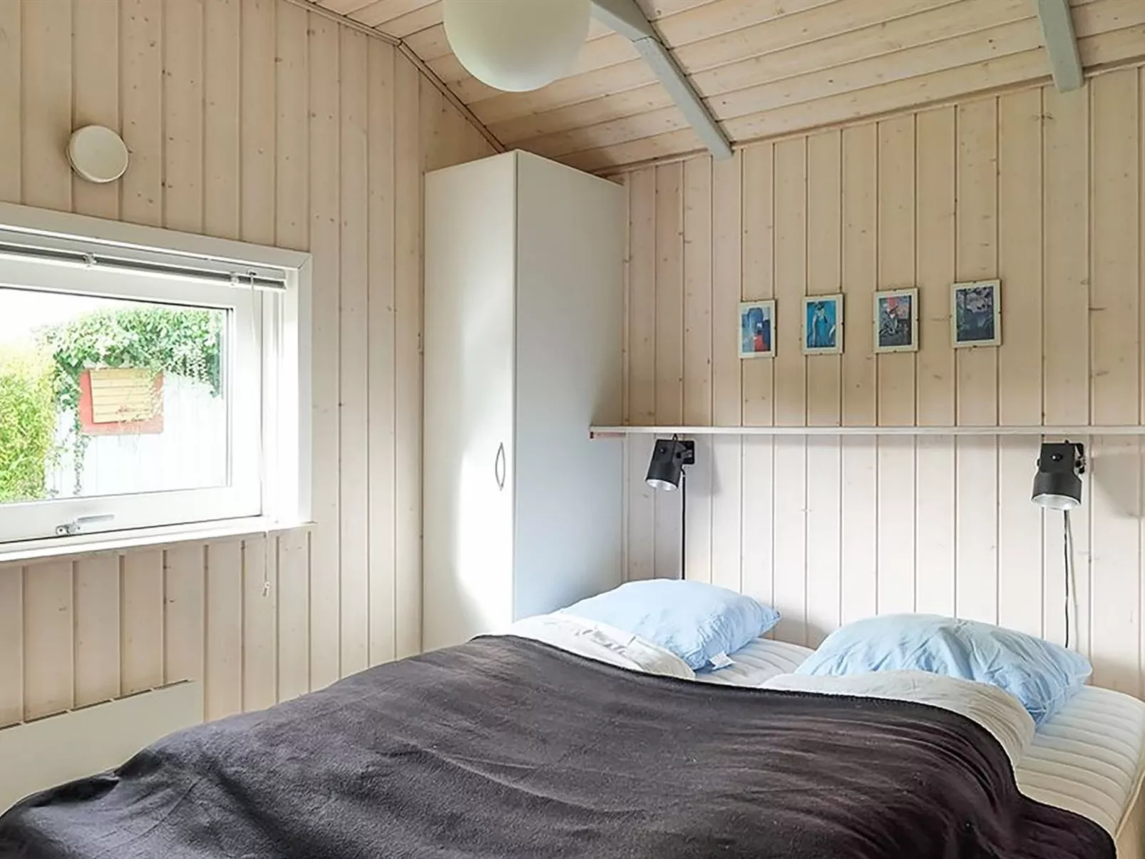 "Stenkil" - 250m from the sea-Binnen