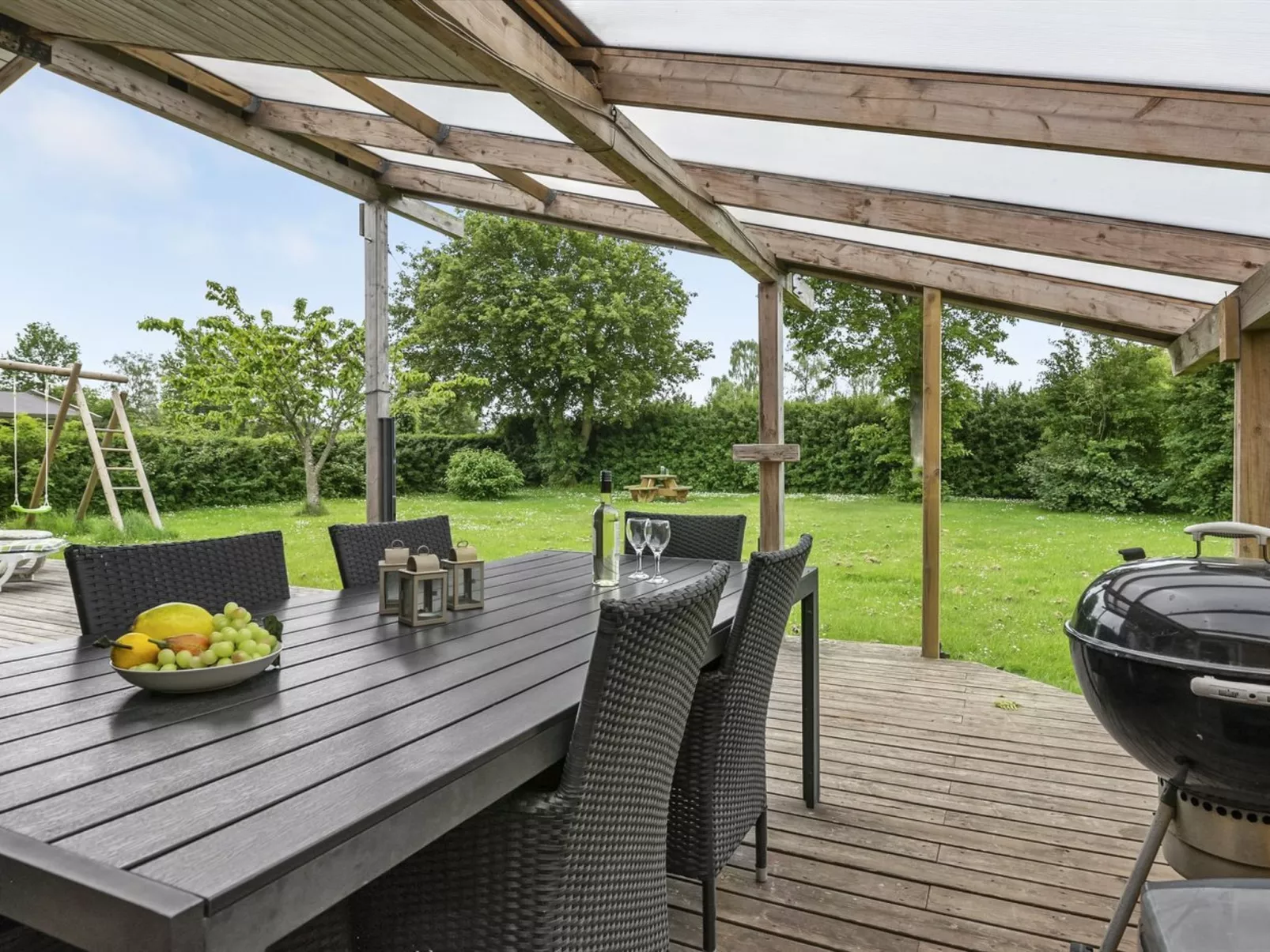 "Virpi" - 400m from the sea-Buiten