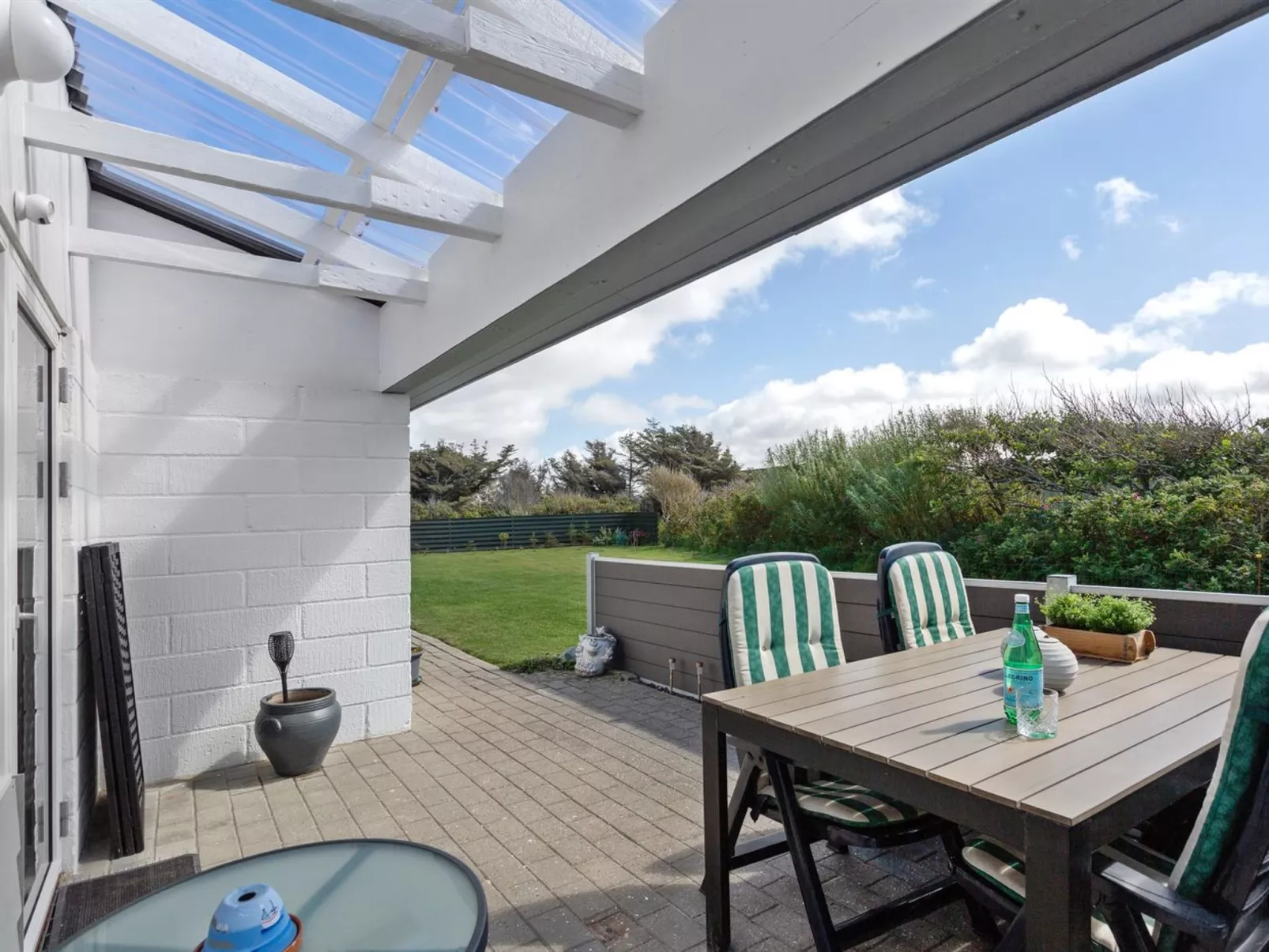 "Haklang" - 200m from the sea-Buiten