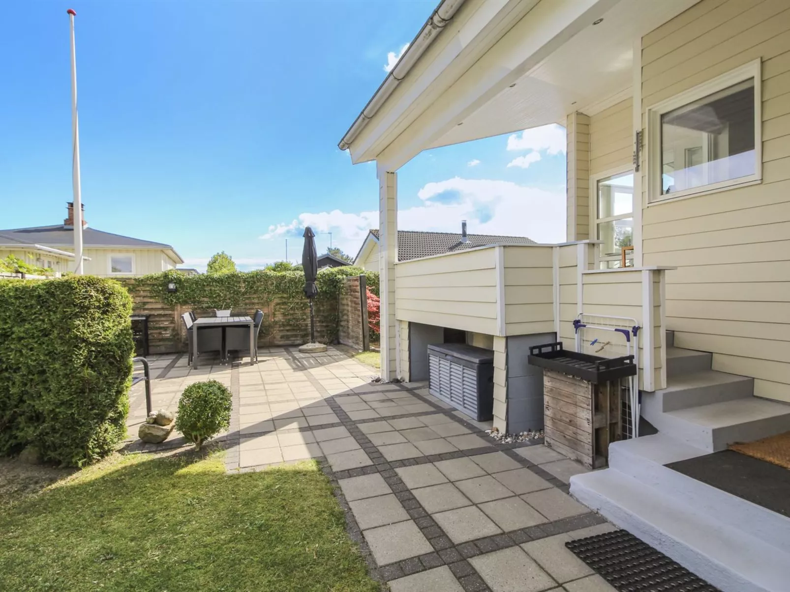 "Emmik" - 150m from the sea-Buiten