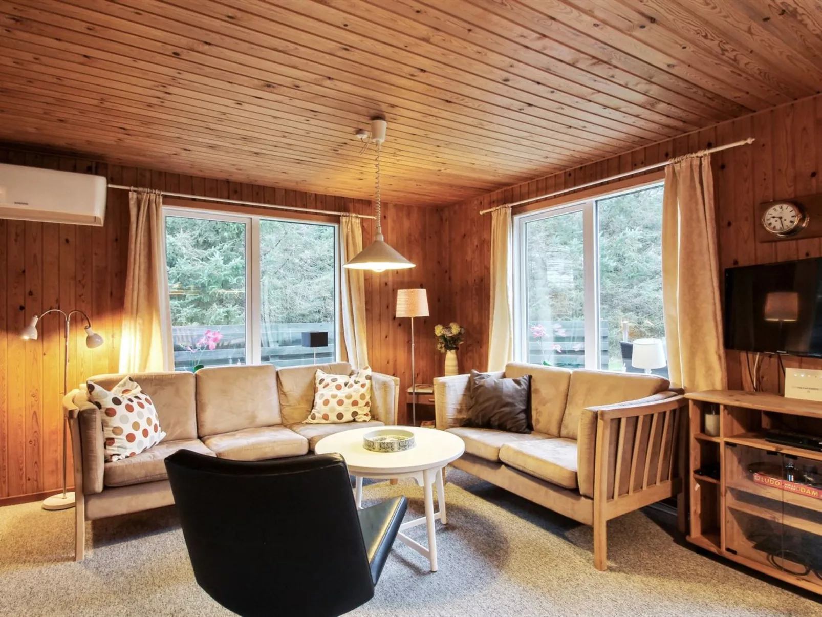 "Arie" - 500m from the sea-Binnen