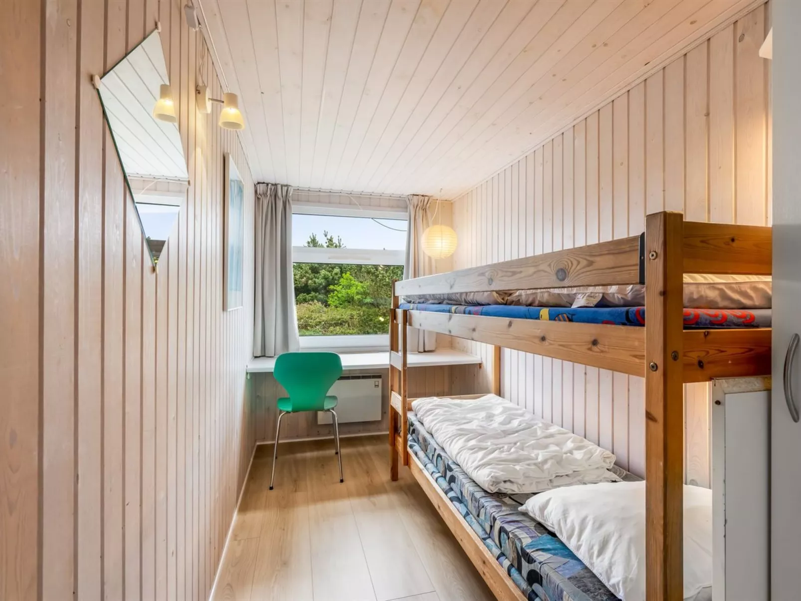 "Andrie" - 800m from the sea-Binnen