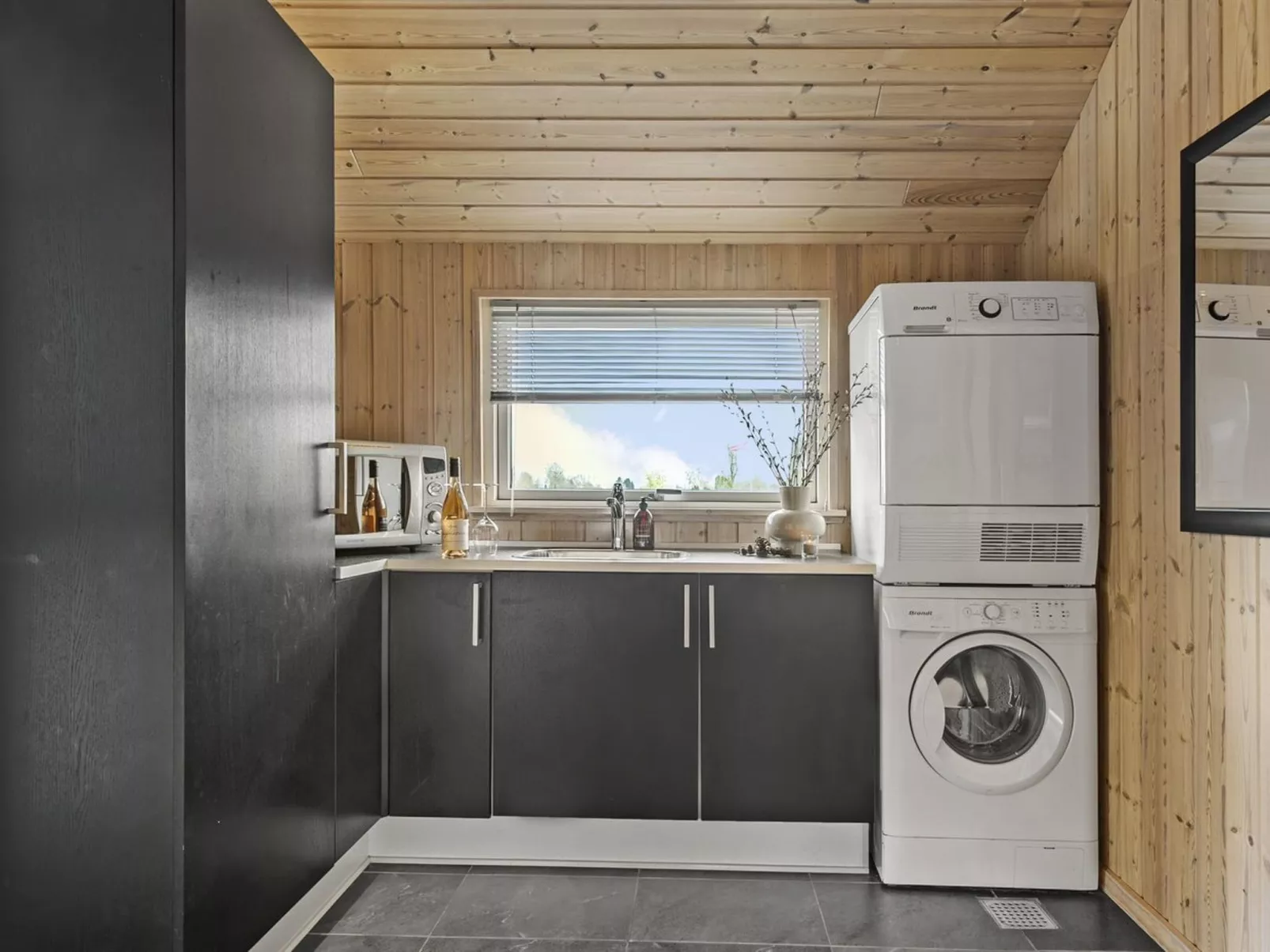 "Hansa" - 900m from the sea-Binnen