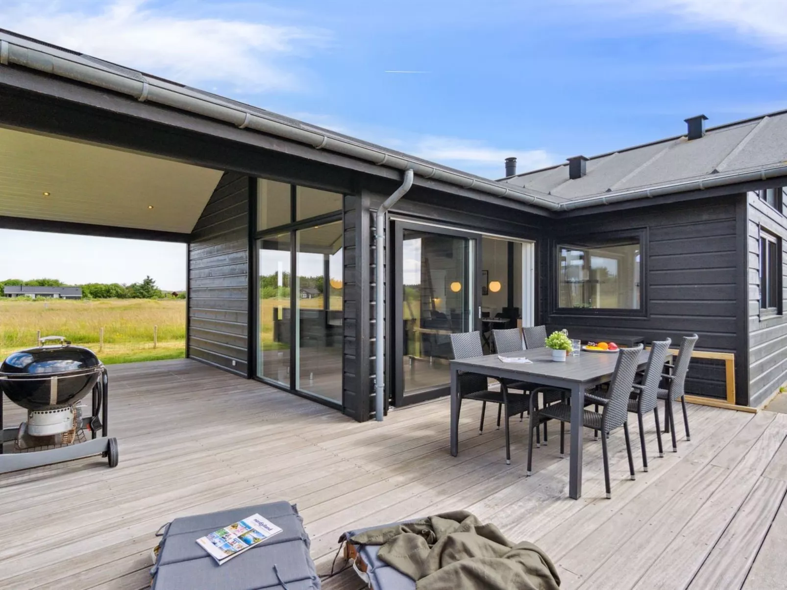 "Fader" - 950m from the sea-Buiten