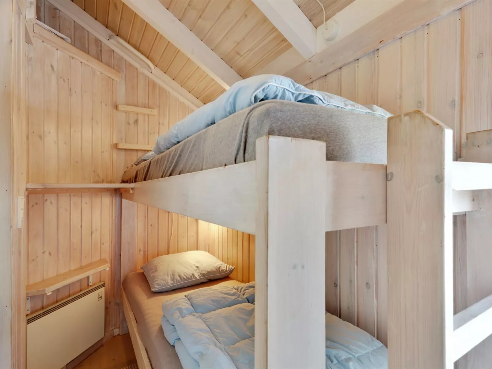 "Snari" - 400m from the sea-Binnen