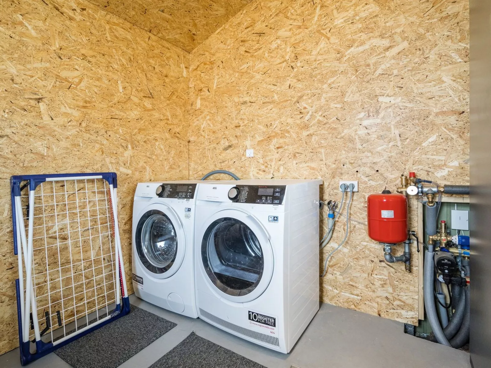 "Kris" - 200m from the sea-Binnen