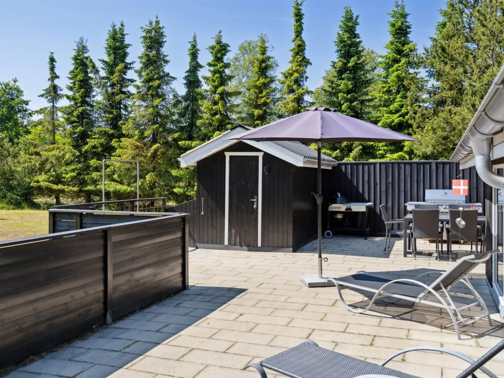 "Ally" - 250m from the sea-Buiten