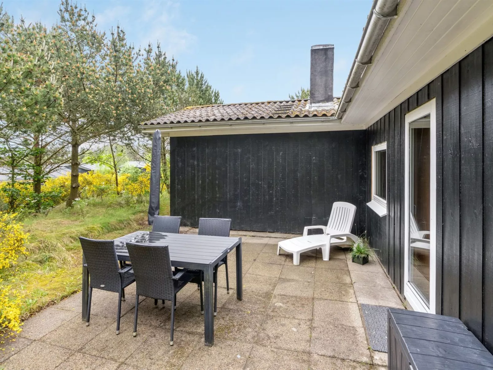 "Jaskirt" - 125m from the sea-Buiten