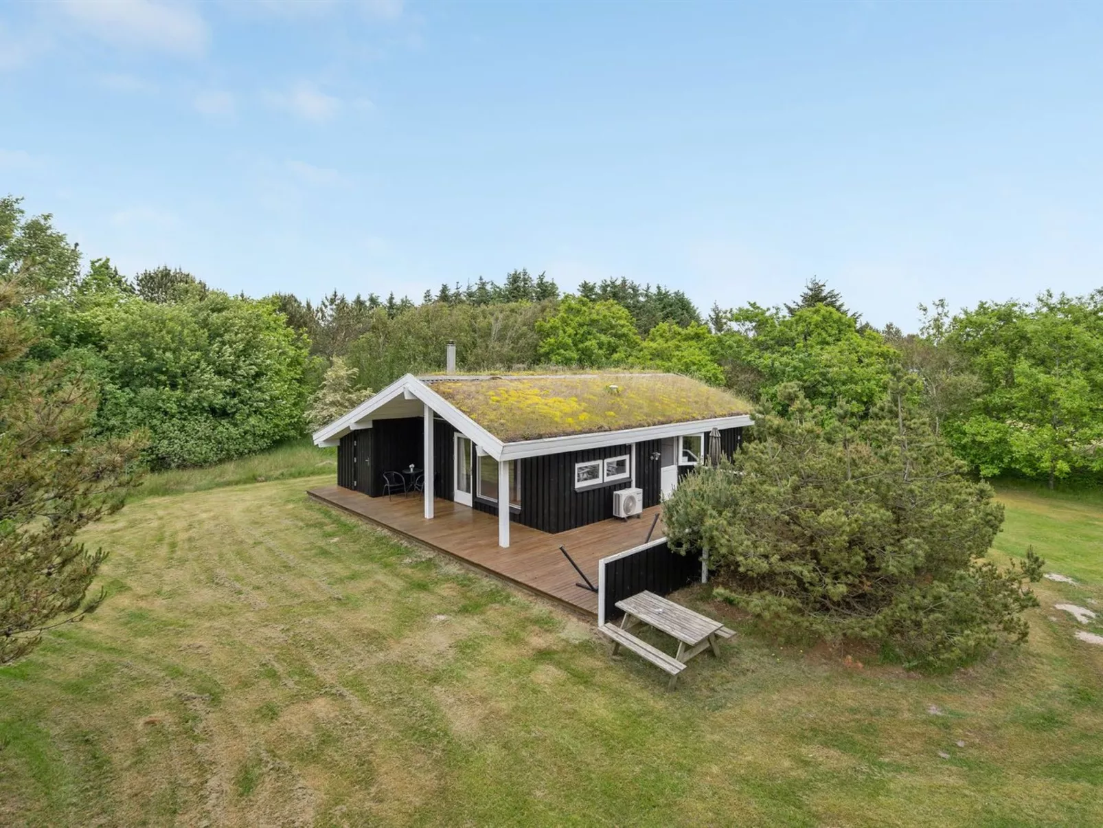 "Evan" - 1.3km from the sea-Buiten