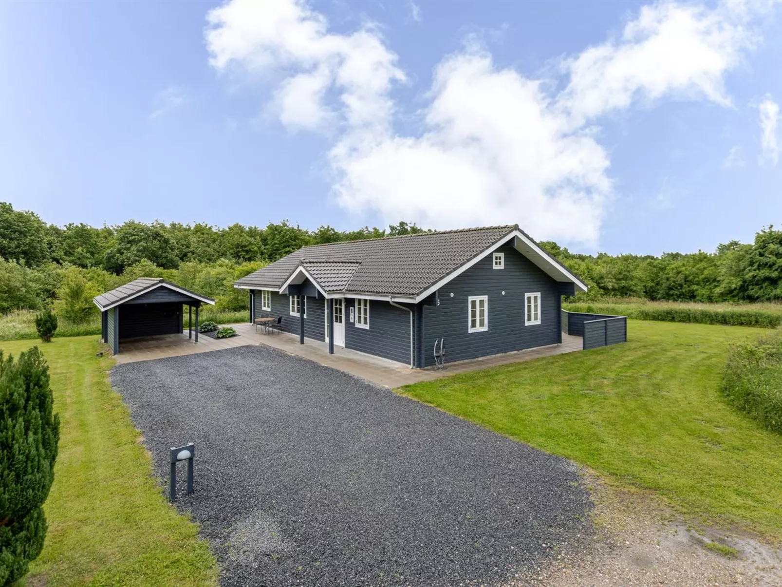 "Quanna" - 30km from the sea-Buiten