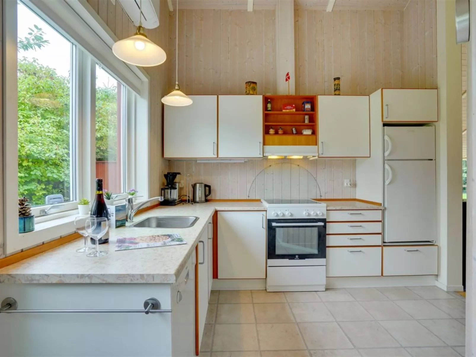 "Lyra" - 800m from the sea-Binnen