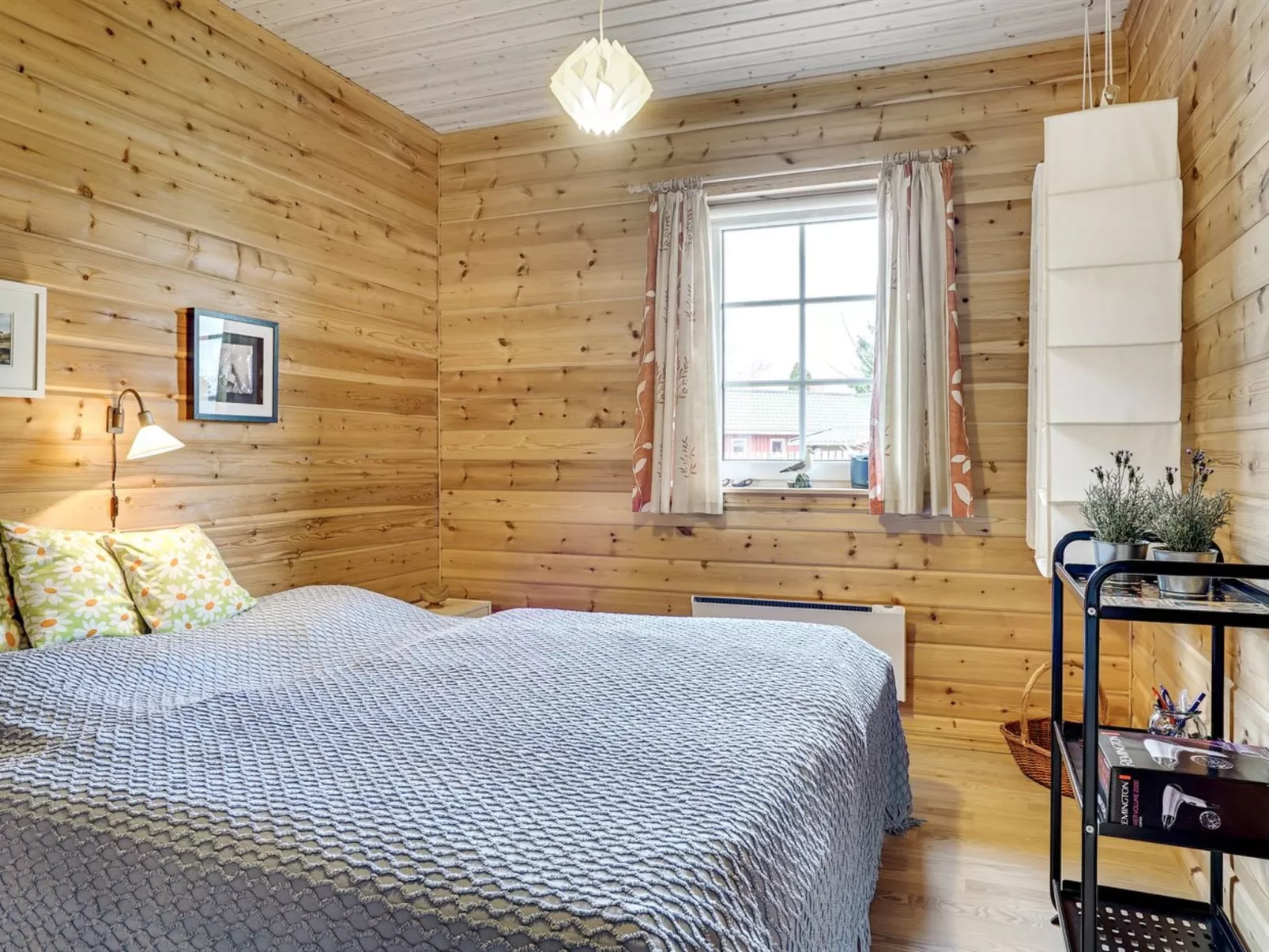 "Goti" - 1km to the fjord-Binnen