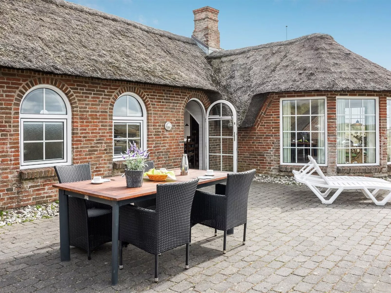 "Aslaug" - 500m from the sea-Buiten