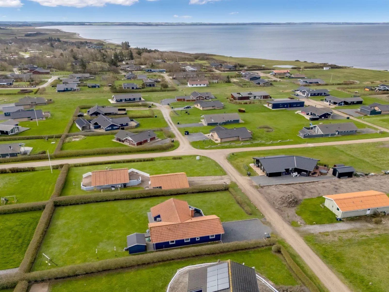 "Loviisa" - 300m to the fjord-Buiten