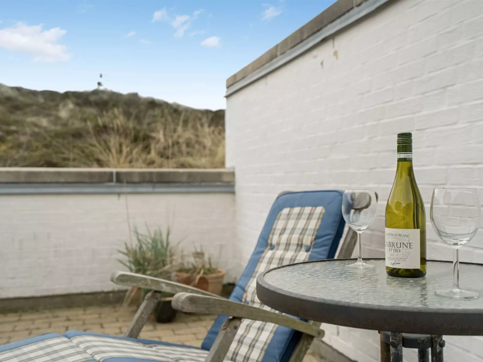 "Emiljan" - 400m from the sea-Buiten