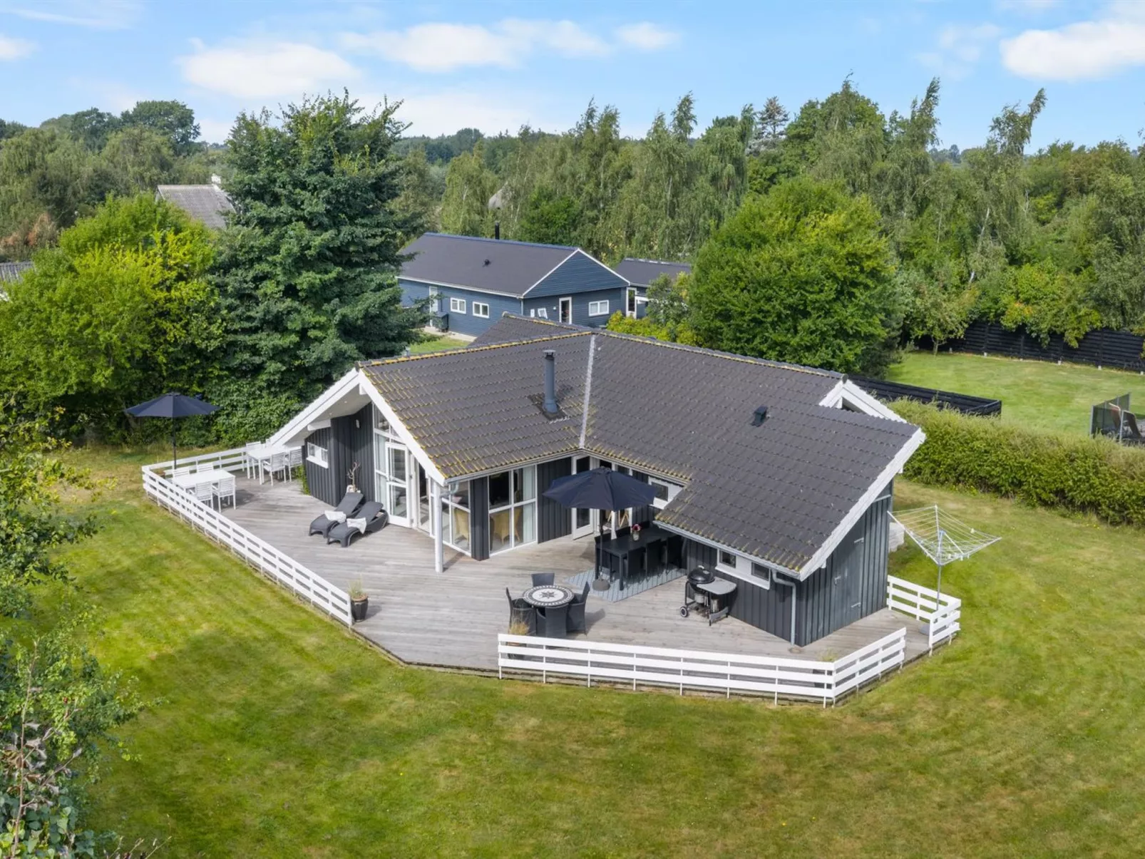 "Ønevus" - 550m from the sea-Buiten