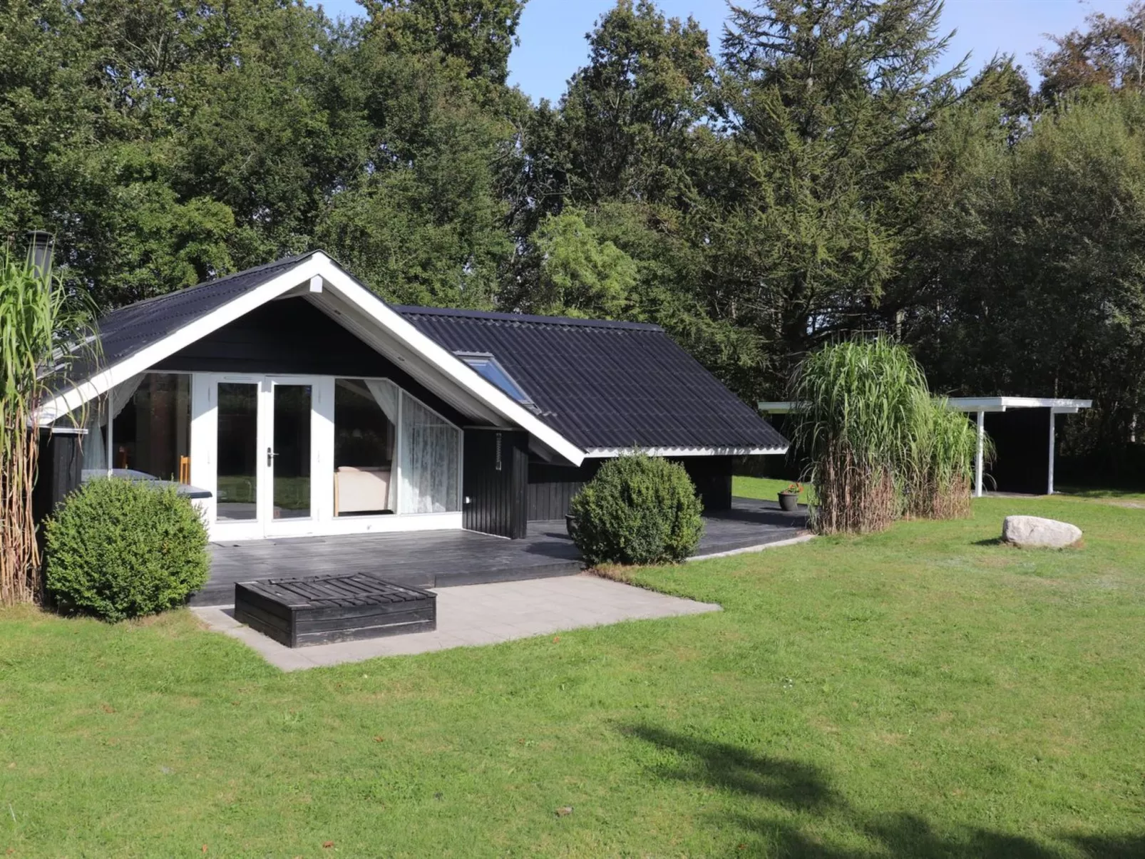 "Anninka" - 28km from the sea-Buiten