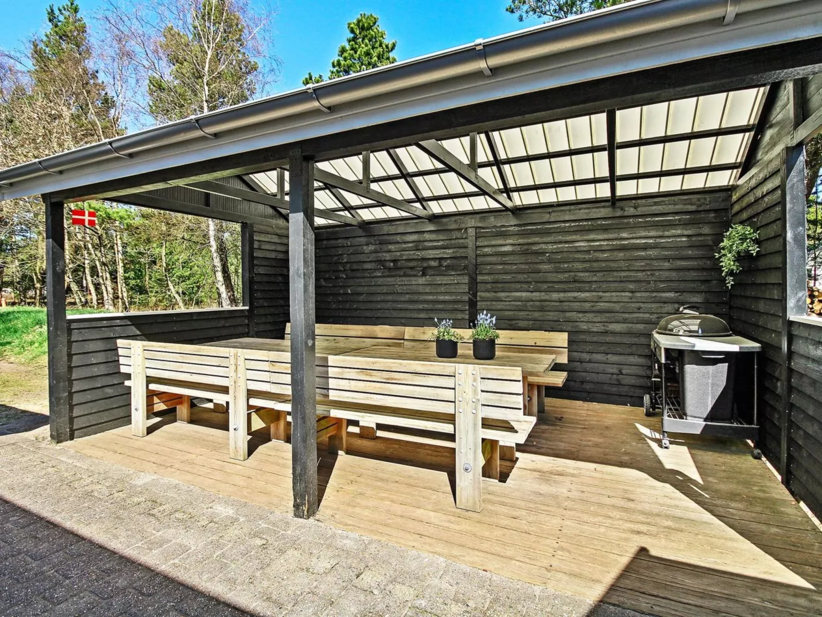 "Jensen" - 700m to the fjord-Buiten