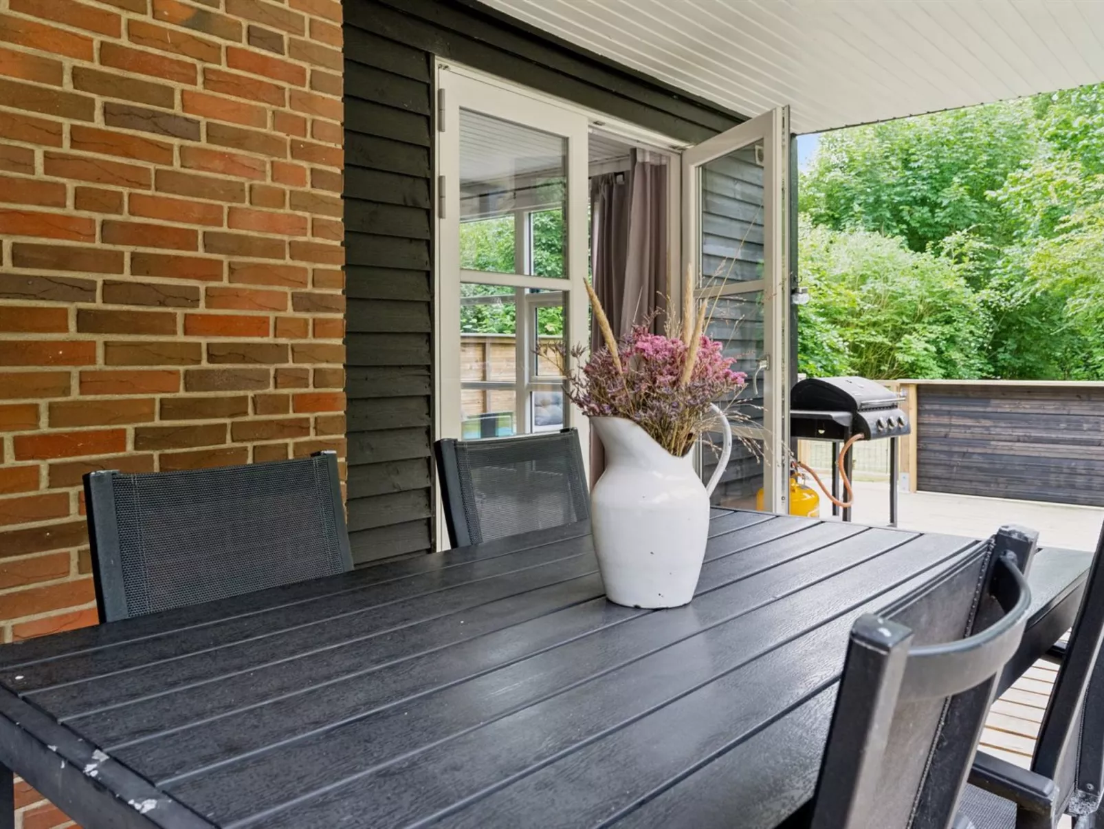 "Helghi" - 30km from the sea-Buiten