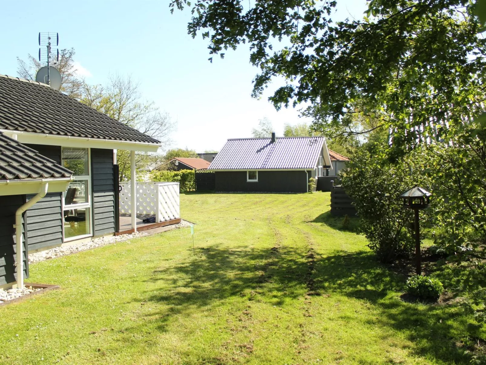 "Yara" - 1km to the fjord-Buiten