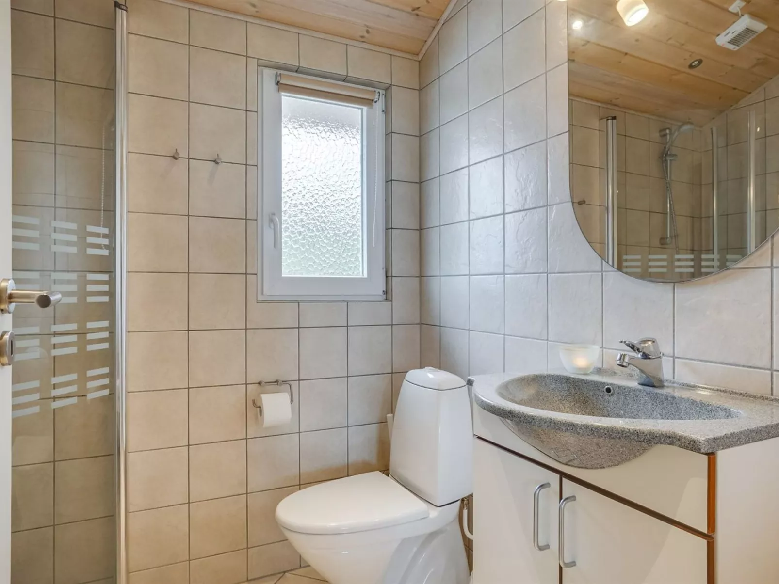 "Elsemarie" - 1.4km to the fjord-Binnen