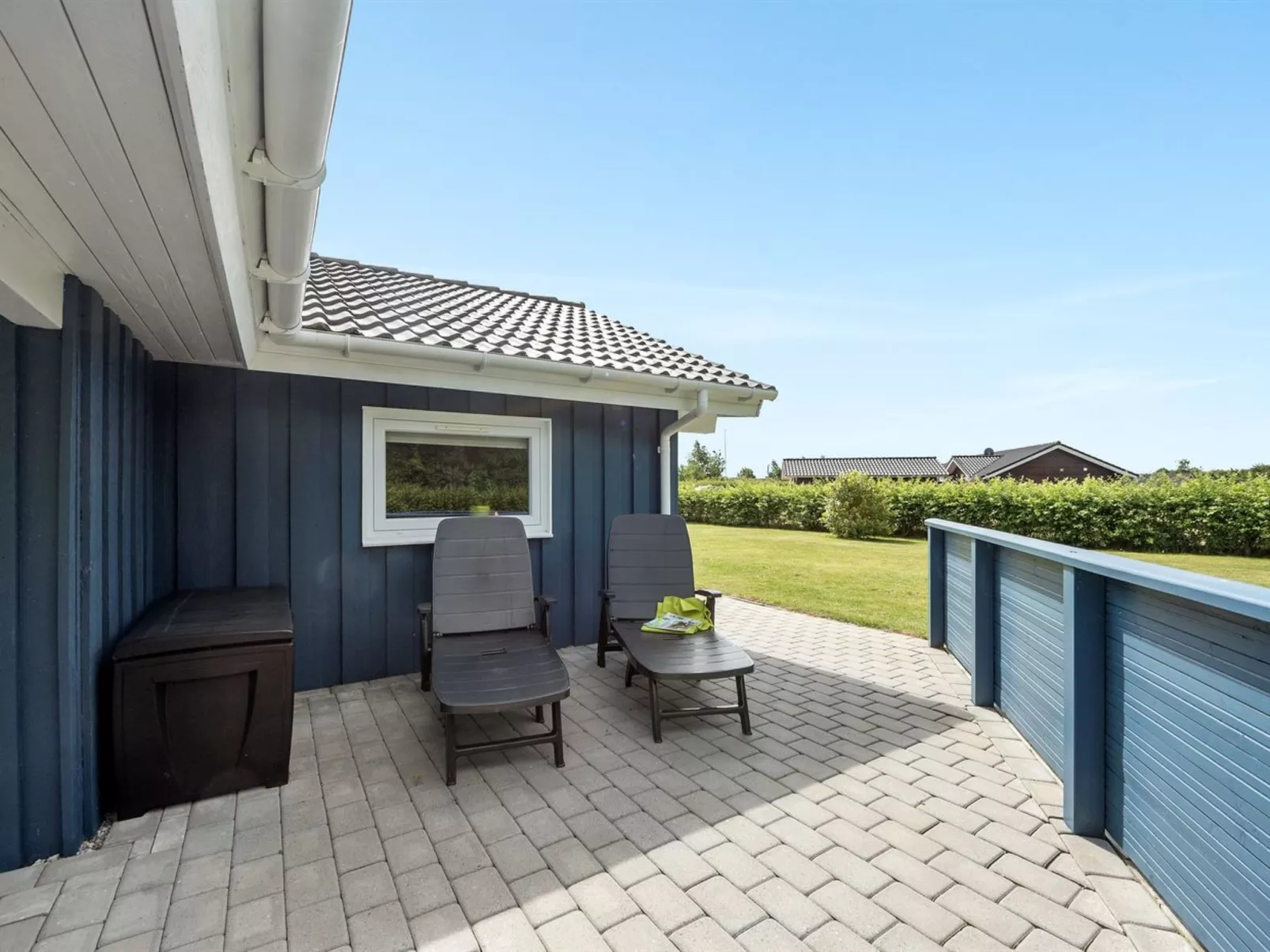 "Tobbi" - 1.1km to the fjord-Buiten