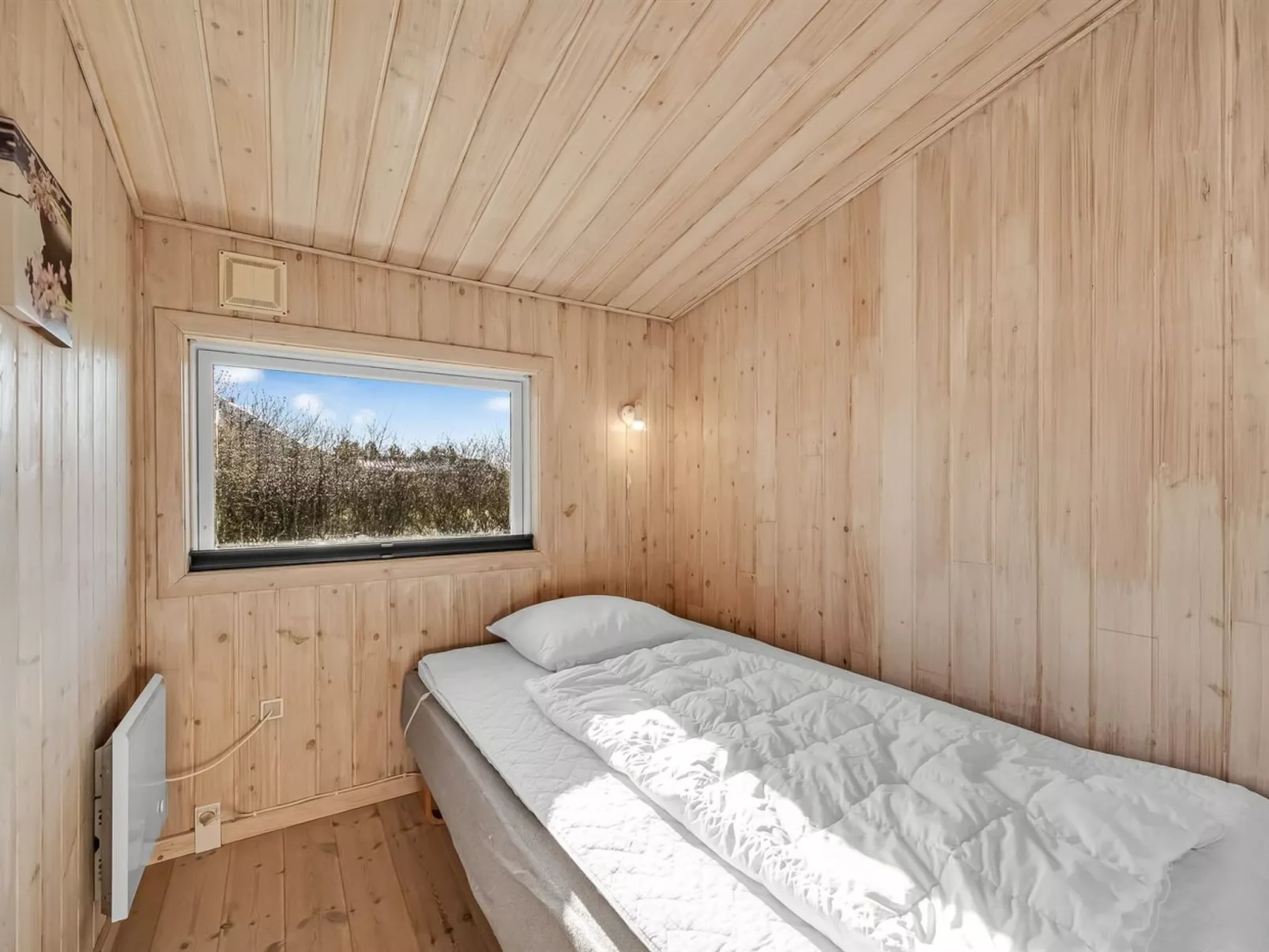 "Benjamina" - 530m to the fjord-Binnen